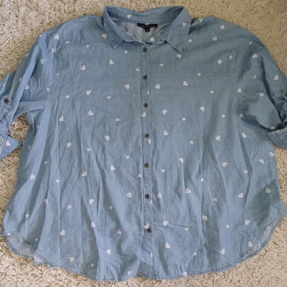 Jane + Delancey 2X Chambray Heart Print Shirt Button Down Blue Long Sleeve Plus - Picture 1 of 6